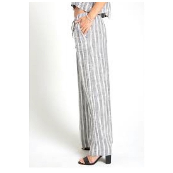 Just Living Pants & Jumpsuits Just Living Striped Linen Pants Size